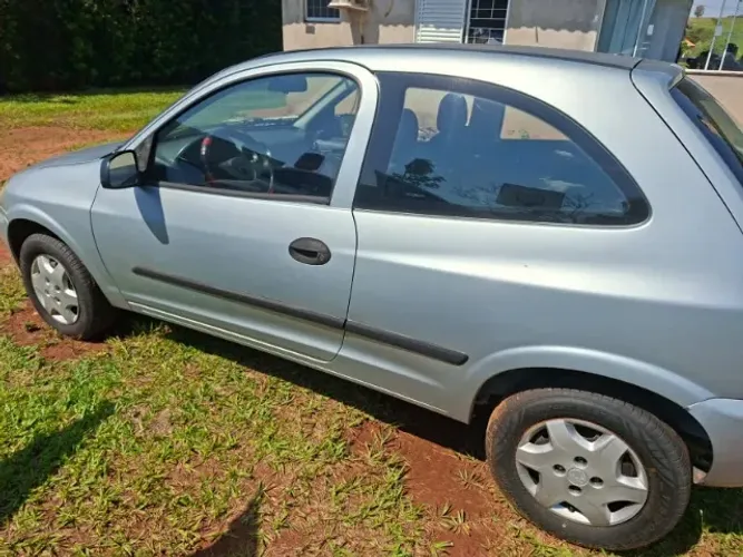 Chevrolet Celta Life/ LS 1.0 MPFI 8V Flexpower 3P 2011