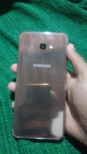 VENDO SAMSUNG GALAXY J4, 32GB,PEGA FACIAL, CAMERA TA BOA
