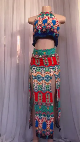 Conjunto sai e blusa tamanho P ou