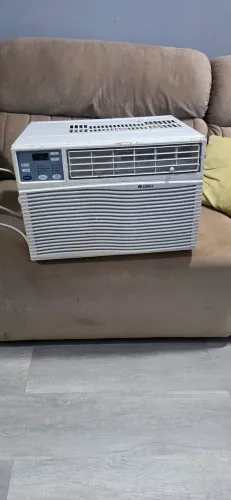 Ar Condicionado Janela Gree 7.000 BTUs (127V) - Digital e Econômico