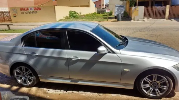BMW 318I A 2.0 16V 136cv 5P 2012