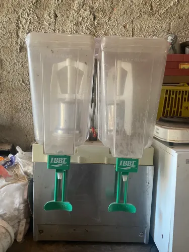 Refresqueira (podemos negociar o preço )