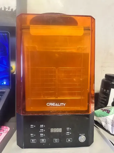 Máquina de lavar e curar impressões resina 3D Creality