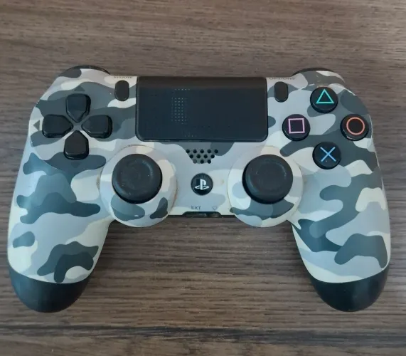 Controle Original Camuflado PS4 + Cabo usb pra carregamento TOP!