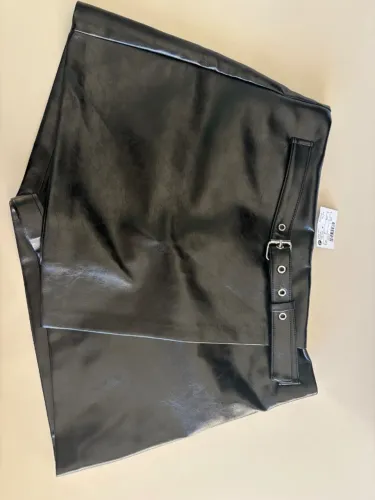 Vendo short saia
