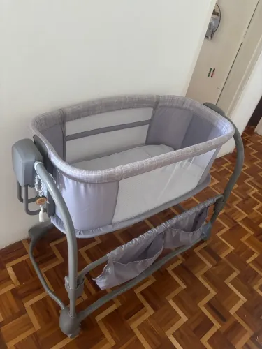 Excelente berço eletrico, Muito Novo!!