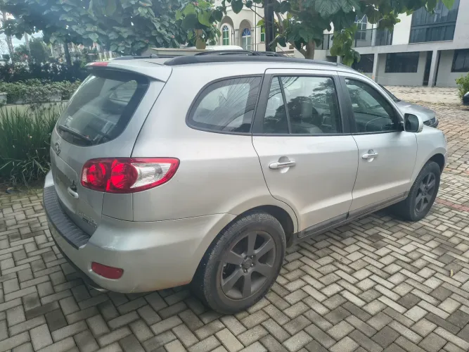 Hyundai Santa Fe GLS 2.7 V6 4x4tiptronic 2010