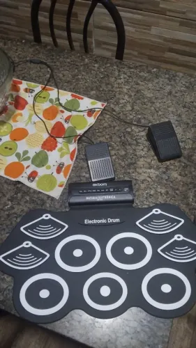 VENDO BATERIA MUSICAL ELETRÔNICA