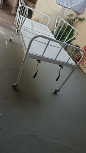 Vendo cama hospitalar