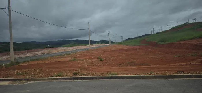 Lote de Esquina 360 m² à Venda - Conceição do Mato Dentro/MG
