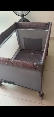 Berço cercadinho com colchão incluso