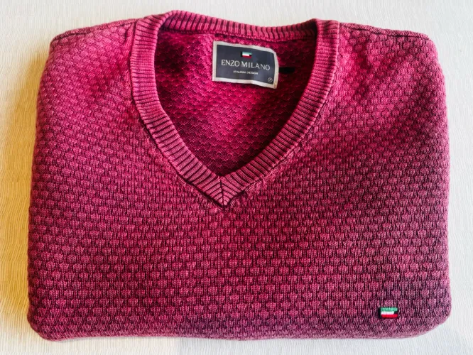 Suéter Gola V - Original - Tommy / Lacoste / Enzo Milano 