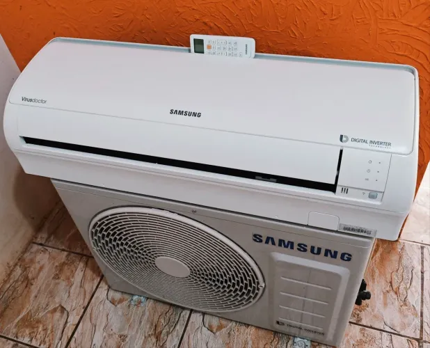 Ar Condicionado 12000 BTUs Samsung inverter (Instalação podemos Combinar)
