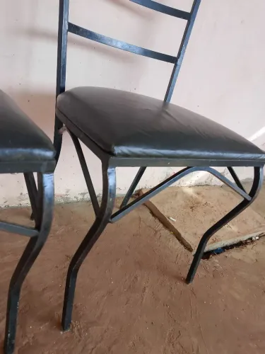 Mesa de jantar com 3 cadeiras