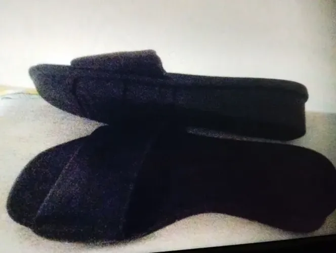 Sandália Arezzo preta n36