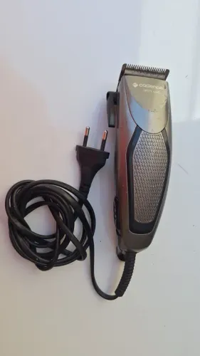 Máquina de cortar cabelo Cadence Iron Cut