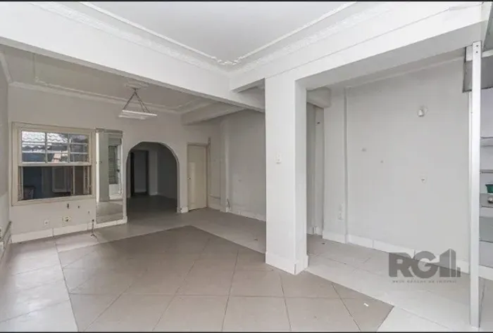 Ponto Comercial/Loja para Aluguel no Bairro Cidade Baixa com 100 m² de Área Útil