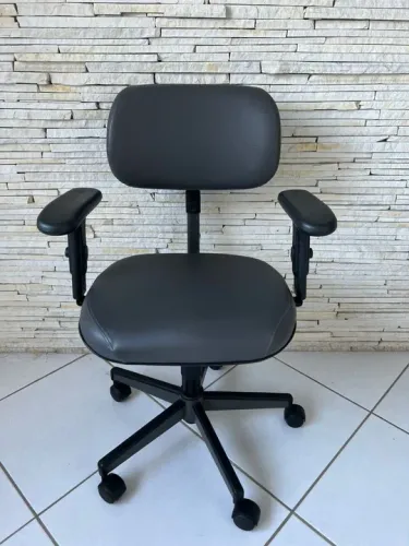 Cadeira de Escritório Giroflex 