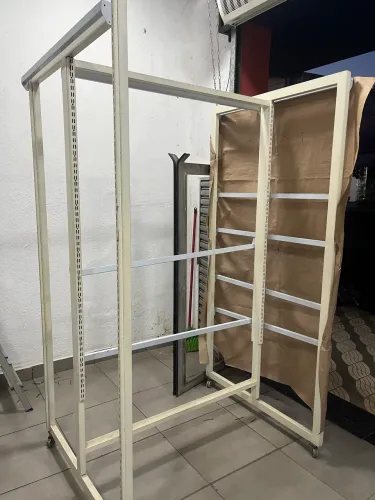 Arara para comércio