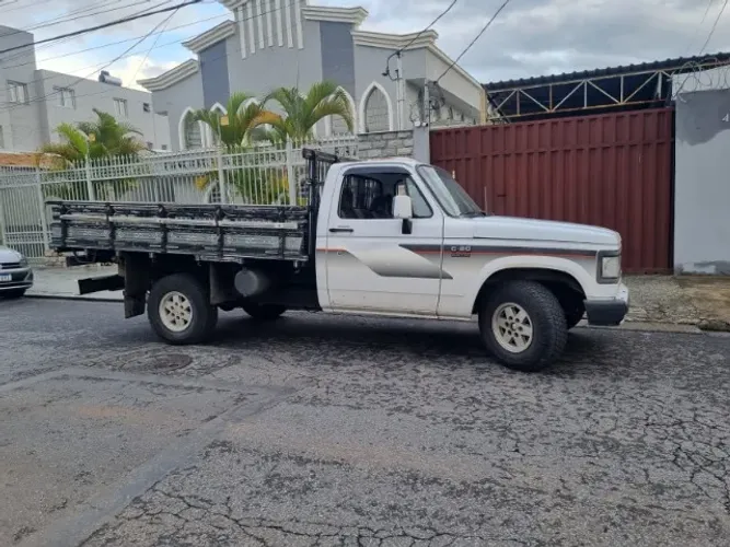 C 20 Carroceria de Madeira