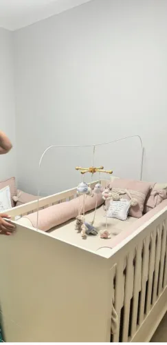 Berço + cômoda marca Zupy 