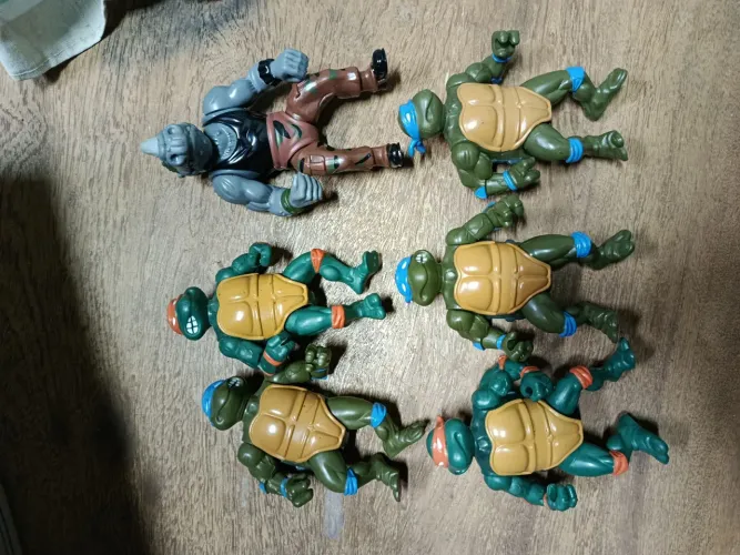 Bonecos tartarugas ninjas, 2008