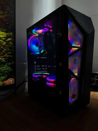 Aceito trocas em iPhone PC GAMER RYZEN 7 5700X + RTX 2060 12GB GDDR6 + 48GB RAM + 1TB NVME