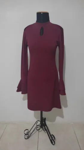 Vestido vinho de festa