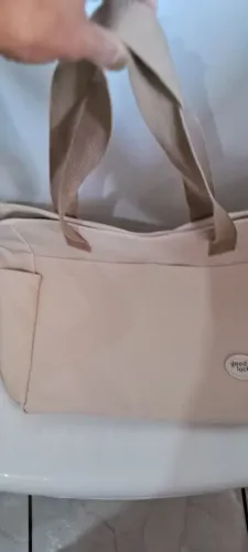 Bolsa de Mão Bege com Detalhes