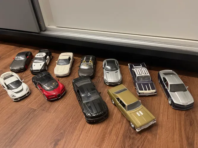 Miniaturas de ferro com vários tamanhos