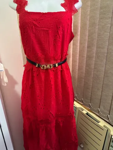 Vestido longo em Laise Novo - G