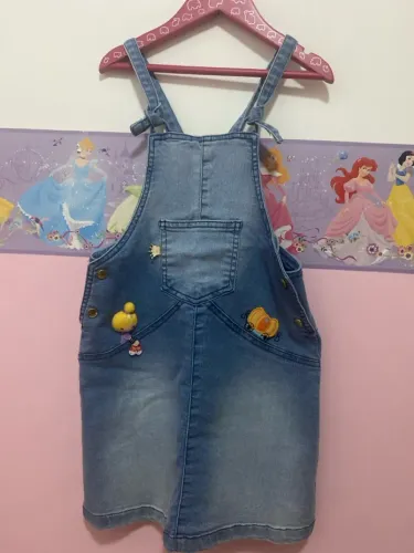 Jardineira alphobeto usada poucas vezes!