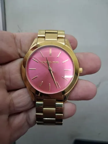 Relógio Michael Kors Dourado com Mostrador Rosa