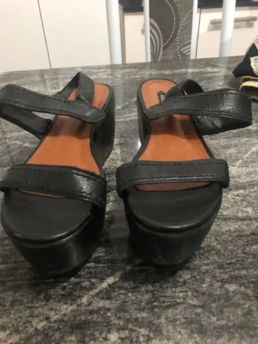 Sandalia AREZZO. Numero 38