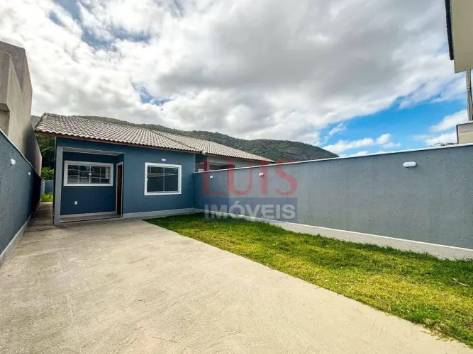 Casa com 2 dormitórios para alugar, 70 m² por R$ 2.560,00/mês - Barroco (Itaipuaçu) - Mari