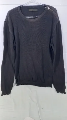 Suéter Masculino Preto Detalhe Zíper