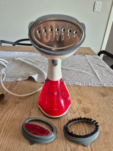 Ferro a vapor Black Decker