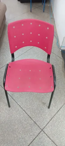 cadeira plástica ISO para escolas, igrejas ou recepção
