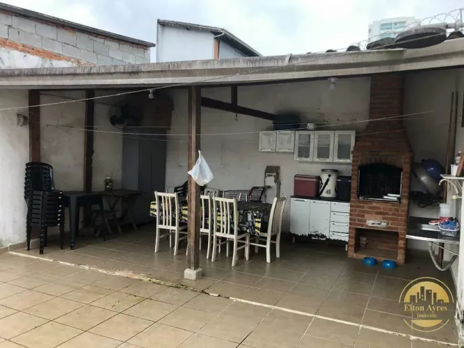 Casa a venda no macuco em Santos