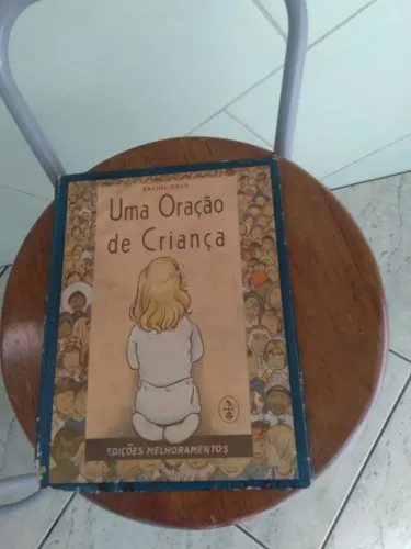 Livro antigo Uma Oração de Criança, de 1946,Autora Rachel Field, Ed Melhoramentos.
