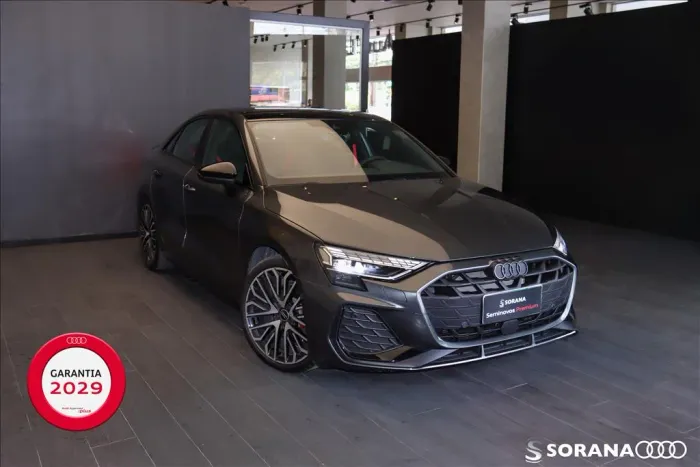 Audi A3 Sed. Perform. Black 2.0 TFSI S-tronic 2025