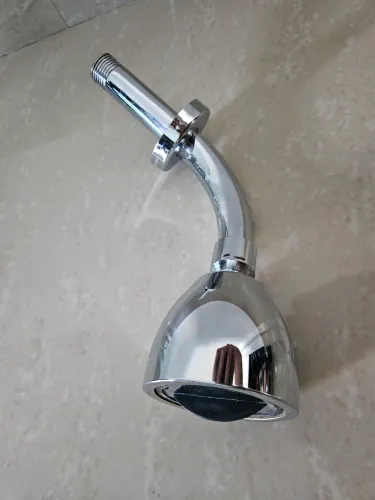 Ducha Cromada Curvada - Design Moderno