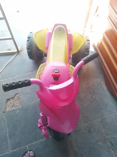Vendo esta motinha eletrica