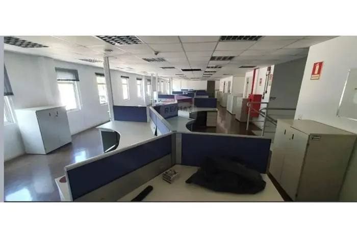 "Galpão Comercial com cabine primária para locação