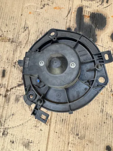 motor ar/forçado caixa ar painel iveco daily 35s14 euro 3 original