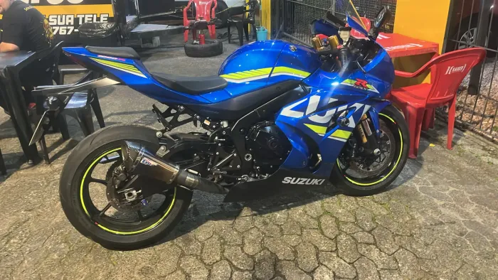 Srad 1000 r / Gsx r 1000 R