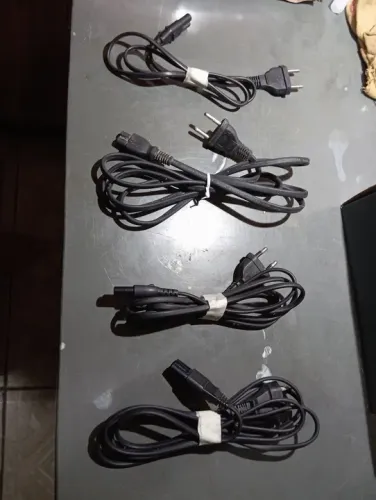 Cabos para TV - 4 Peças