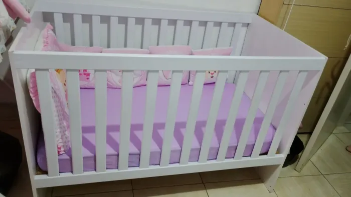 Berço com colchão novo( não entrego)