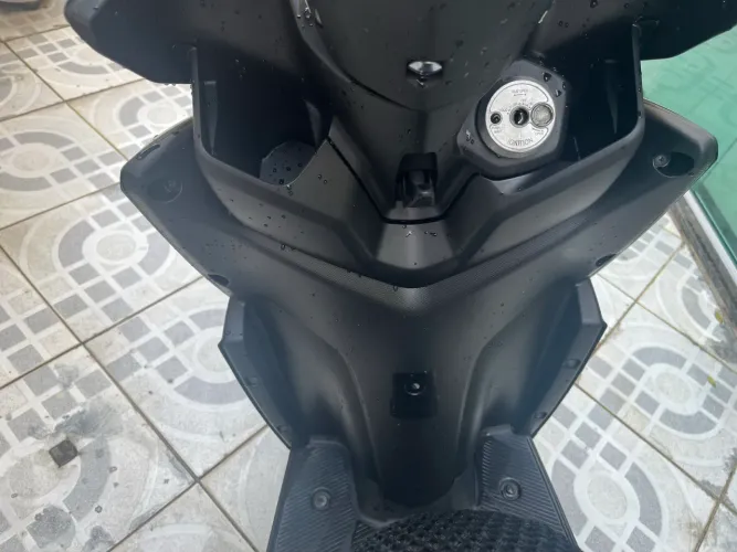 Vendo moto sem marcas super conservada 