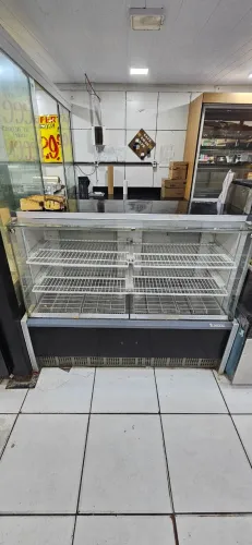 Balcão estufa para salgados